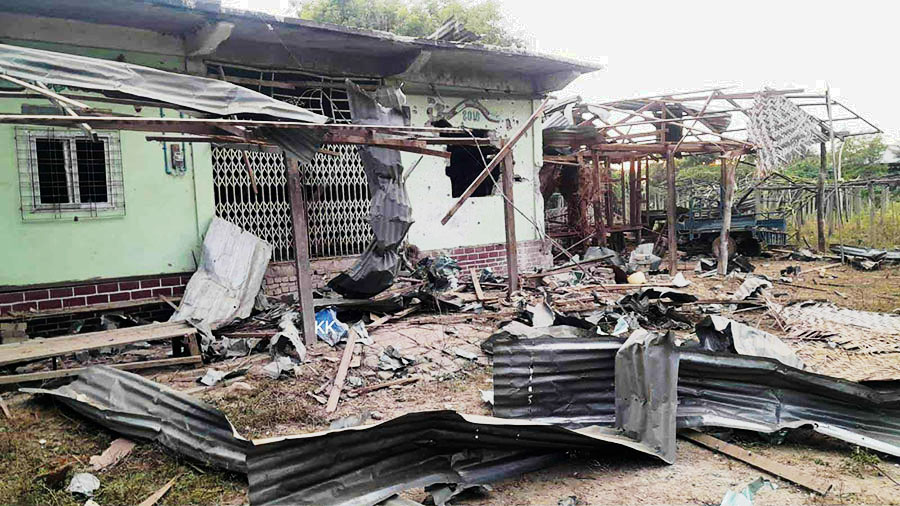 ရွေးကောက်ပွဲနေ့ မုံရွာနှင့် ဘုတလင်တို့တွင် စစ်တပ်က ဗုံးကြဲတိုက်ခိုက်