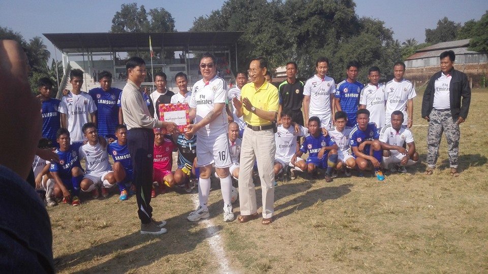 ေကအန္ယူႏွင့္ အစုိးရတပ္ေဘာလုံးပြဲ သေရက် (ဓာတ္ပံု)