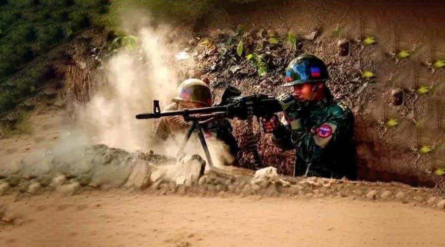 ကျောက်ဖြူ ရေတပ်ဌာနချုပ်အနီး၌ တိုက်ပွဲဖြစ်