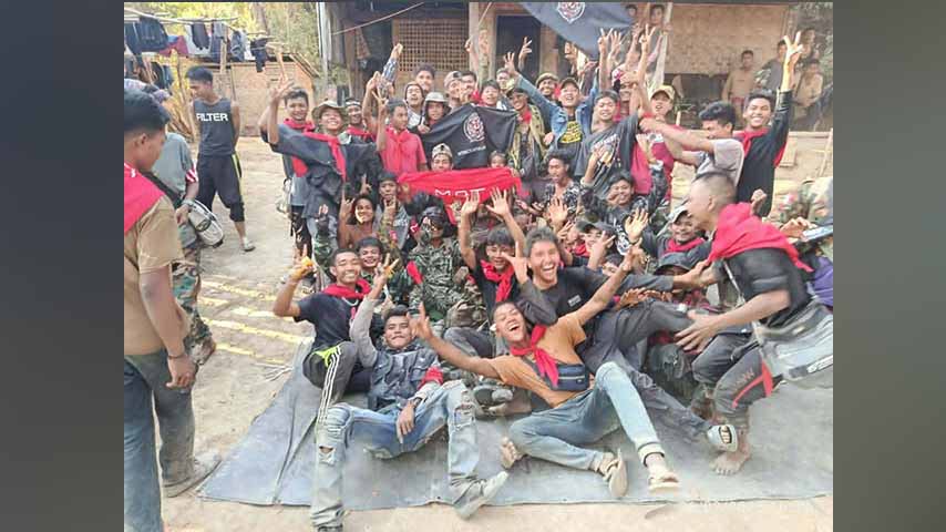 မြင်းခြံတွင် စစ်ကောင်စီတပ် တိုက်ခိုက်ခံရပြီး ၃ ဦး သေဆုံး