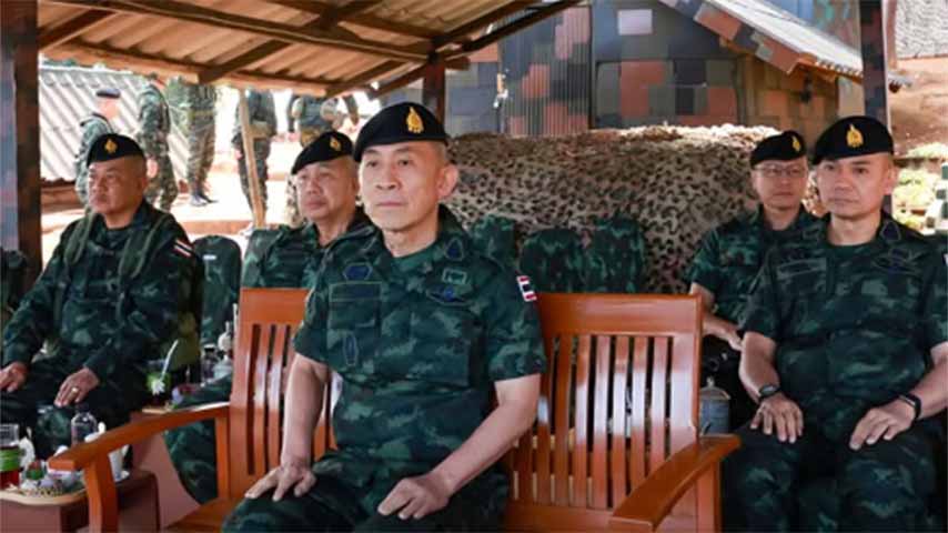 ထိုင်းစစ်ဘက်အကြီးအကဲများ မြန်မာနယ်စပ်ရှိ လုံခြုံရေးတပ်ဖွဲ့များကို သွားရောက်စစ်ဆေး