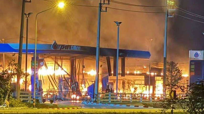 ထိုင်းတောင်ပိုင်းရှိ  ဓာတ်ဆီဆိုင် ၁၁ နေရာ တပြိုင်တည်း ဗုံးဖောက်ခွဲခံရ 
