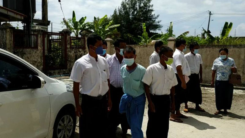 ကျိုက်လတ်တွင် ကျေးရွာအုပ်ချုပ်ရေးမှူးက ရွေးကောက်ပွဲအသုံးစရိတ် ကောက်ယူ