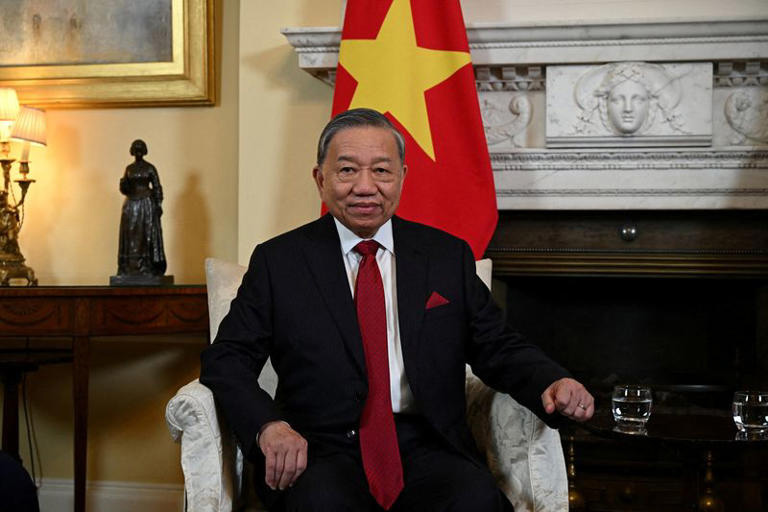 ဗီယက်နမ်ကွန်မြူနစ်ပါတီ ခေါင်းဆောင်သစ် ရွေးမည်