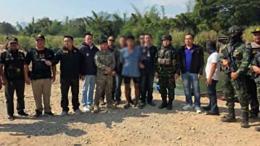 ထိုင်းရဲအား ပစ်ခတ်ထွက်ပြေးလာသူကို ကော်ဘရာစစ်ကြောင်းမှူး ဗိုလ်ဒါဘောက ထိုင်းရဲလက်အပ် 