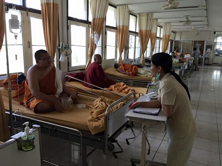 ထိုင္းႏိုင္ငံတြင္  ျမန္မာအပါအ၀င္ သံဃာအပါး ၄၀ ေက်ာ္ အစာအဆိပ္သင့္