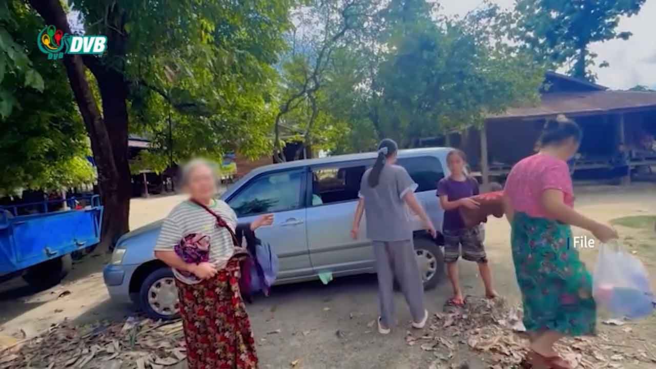 ကော့ကရိတ်နှင့် ကြာအင်းဆိပ်ကြီးတွင် စစ်ရှောင်များကို ခြိမ်းခြောက်မဲထည့်ခိုင်း
