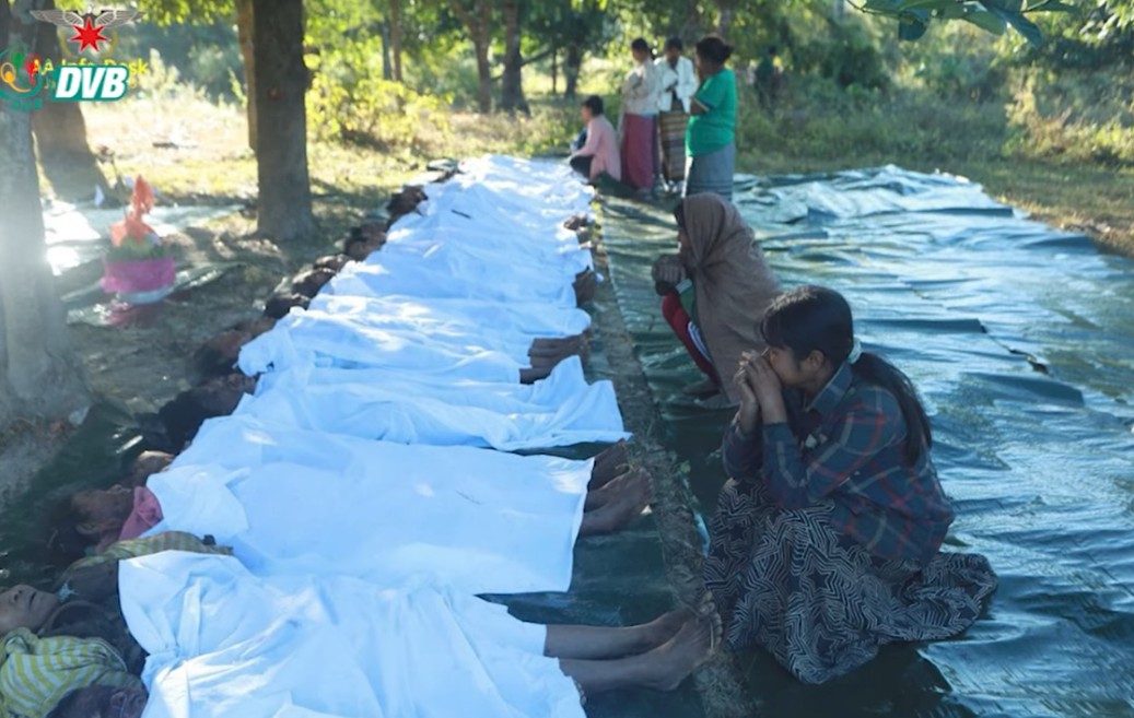 “သူတို့အတွက် ပေးဆပ်ထားပြီးပြီ၊ ဘယ်လိုရည်ရွယ်ချက်နဲ့ ဗုံးကြဲတာလဲ” - စစ်သုံ့ပန်းမိသားစု