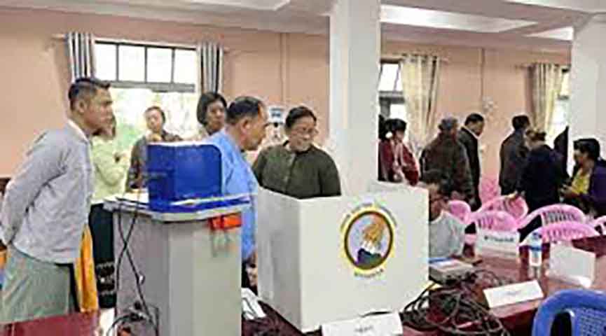 ရွေးကောက်ပွဲအလွန် မြန်မာနိုင်ငံ အလားအလာ ဘယ်လိုရှိမလဲ