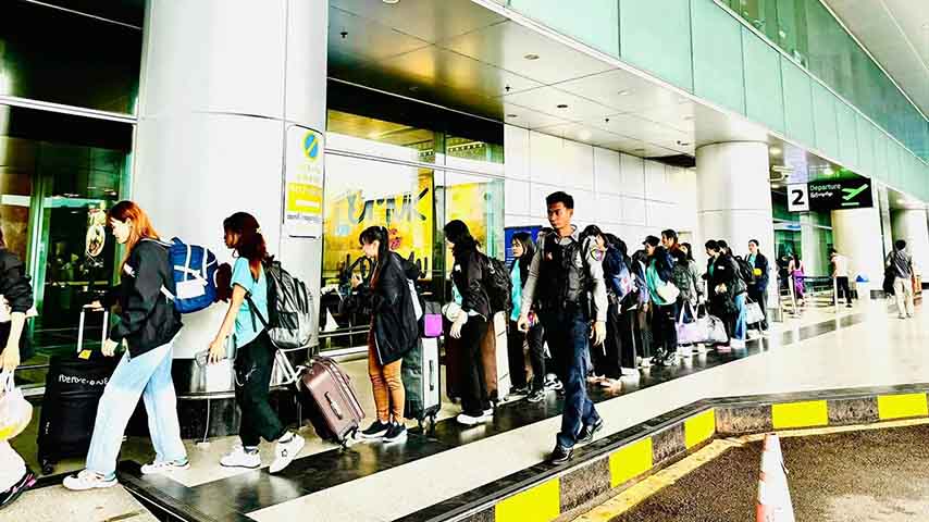 အိမ်အကူလုပ်သားများကို စစ်ကောင်စီက ပြည်ပပြန်ထွက်ခွင့်ပိတ်