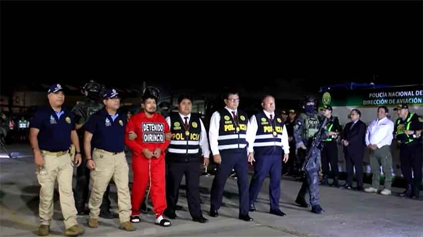 ပီရူးနိုင်ငံ၏ အလိုအရှိဆုံး ရာဇဝတ်ဂိုဏ်းခေါင်းဆောင်ကို ပါရာဂွေး လွှဲပေး