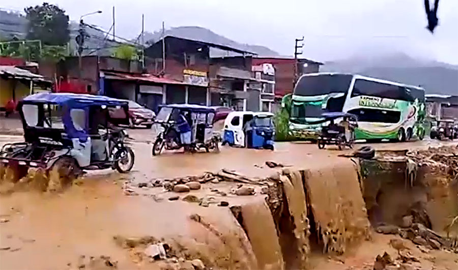 ပီရူးတွင် ရေကြီးမြေပြိုမှုကြောင့် အရေးပေါ်အခြေအနေ ကြေညာ