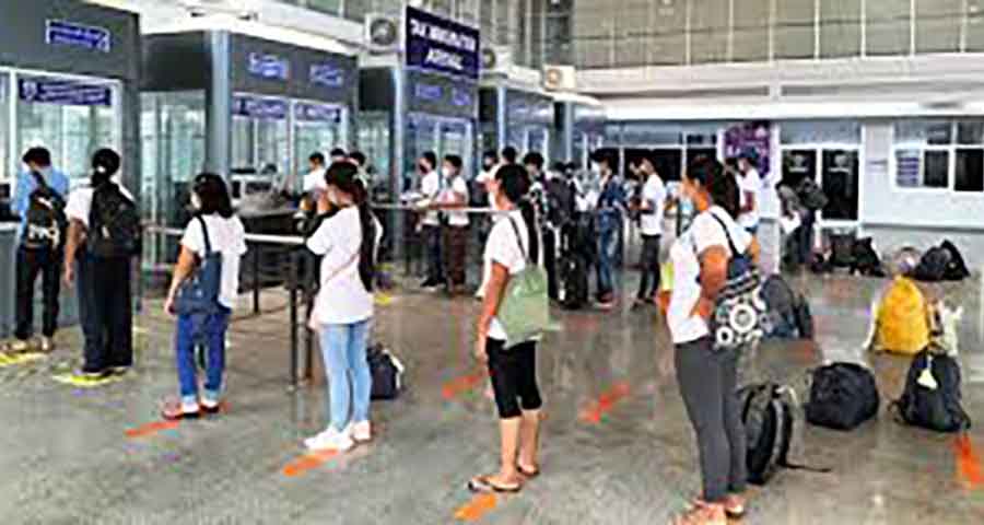 နေရပ်ပြန် လုပ်သားအချို့ အထောက်အထားမစုံသဖြင့် ပြည်ပ ပြန်ထွက်ခွင့်မရ