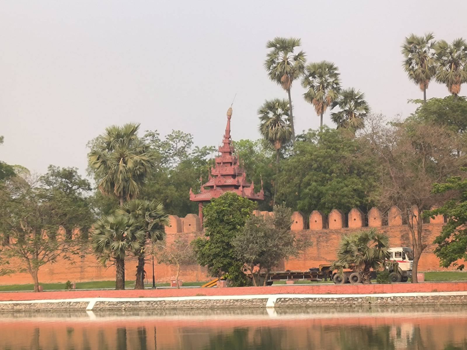 လပခ အတိုက်ခိုက်ခံရပြီးနောက် မန္တလေးတွင် အစစ်အဆေးနှင့် အဖမ်းအဆီးများနေ