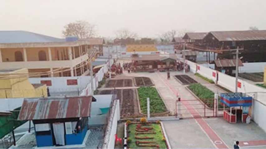 မော်လိုက်အကျဉ်းထောင်၌ ဆန္ဒပြ နိုင်ငံရေးအကျဉ်းသူအချို့ တိုက်ပိတ်ခံရ