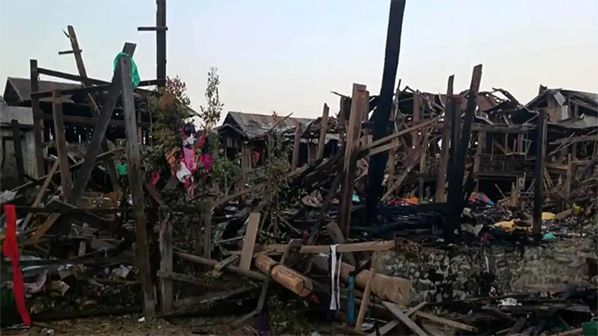 ဆောမြို့နယ်၌  စစ်တပ် ဗုံးကြဲမှုကြောင့် ကျောင်းသူ ၂ ဦး အပါအဝင် ၅ ဦး သေဆုံး