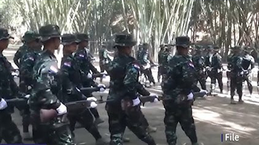 ဖားဆာင်းတွင် စစ်တပ်အင်အားဖြည့်ရန် ကြိုးစား၊ ဒေသခံများ အသွားအလာဆင်ခြင်ရန် သတိပေး
