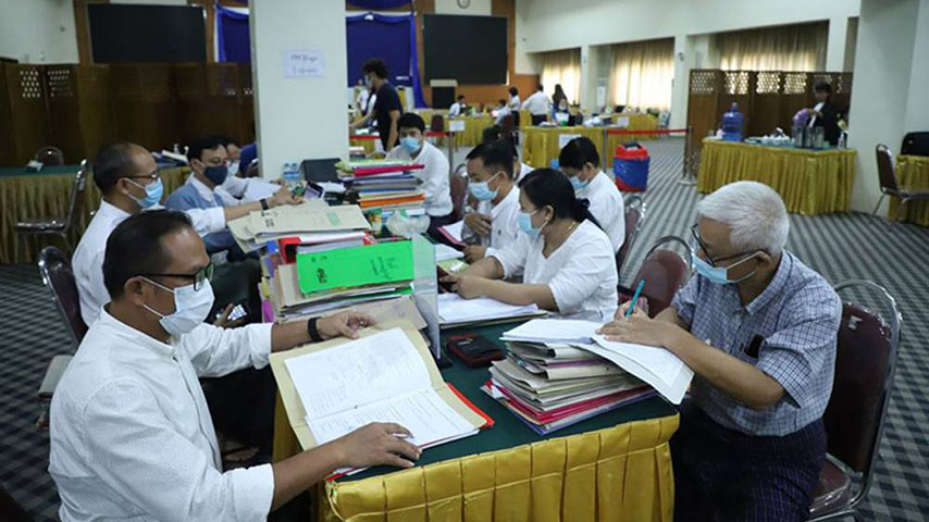 ကိုဗစ်ချေးငွေများကို ၂၀၂၅-၂၆ ဘဏ္ဍာနှစ် မကုန်ခင် ပြန်ဆပ်ရန် စစ်ကောင်စီဝန်ကြီးတိုက်တွန်း