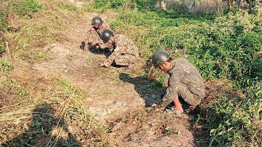 အမ်းနှင့် မောင်တော​တွင် မိုင်းပေါက်ကွဲပြီး အမျိုးသမီး ၁ ဦး အပါအဝင် ၃ ဦးဒဏ်ရာရ