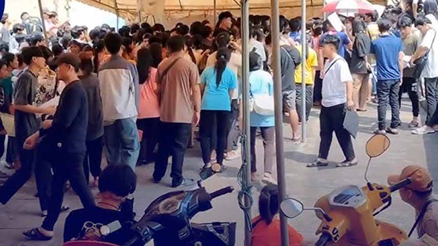 ထိုင်းနိုင်ငံ၏စည်းကမ်းအတိုင်းနေထိုင်ကြရန် ရွှေ့ပြောင်းမြန်မာအလုပ်သမားများကို တိုက်တွန်း