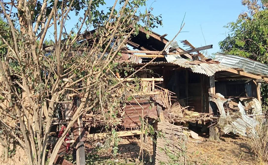 နတ်တလင်းတွင် စစ်ရှောင်များနေထိုင်သည့် PDF စခန်းဟောင်း ဗုံးကြဲခံရပြီး အမျိုးသမီး ၁ ဦးသေဆုံး