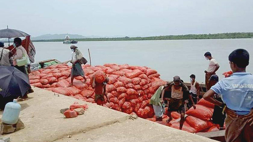 ဘင်္ဂလားဒေ့ရှ်ရွေးကောက်ပွဲကြောင့် နယ်စပ်လုံခြုံရေးတင်းကျပ်ပြီး ရခိုင်ကုန်သွယ်ရေး လျော့ကျ