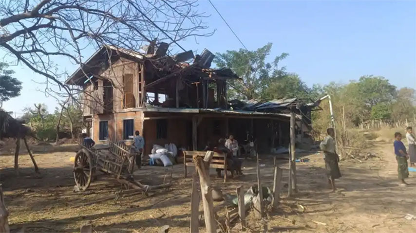 ဒီပဲယင်းမြို့နယ်၌ လေကြောင်းတိုက်ခိုက်မှုကြောင့် ပြည်သူ ၁ ဦးသေဆုံး၊ အိမ် ၃၀ နီးပါးပျက်စီး