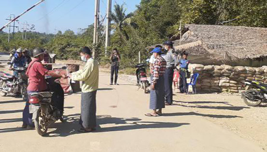 ရေကြည်တွင် ကျေးရွာအုပ်ချုပ်ရေးမှူးက ကျပ် ၁၀,၀၀၀ ပေးမှ ဈေးဝယ်ထောက်ခံစာလုပ်ပေး