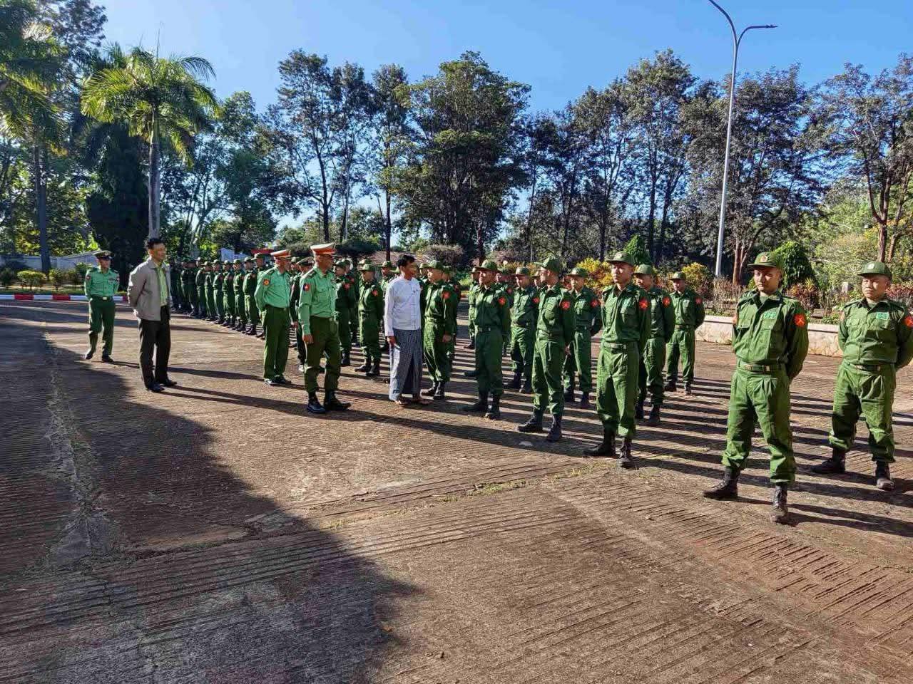 စစ်မှုထမ်းသက်တမ်းပြည့် တပ်သားသစ်များ အိမ်ပြန်နိုင်ပါ့မလား