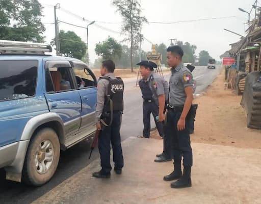 ငါးသိုင်းချောင်း၌ စစ်ကောင်စီတပ်သား ၄ ဦးထွက်ပြေး၊ ၂ ဦး ပစ်ခတ်ဖမ်းဆီးခံရ