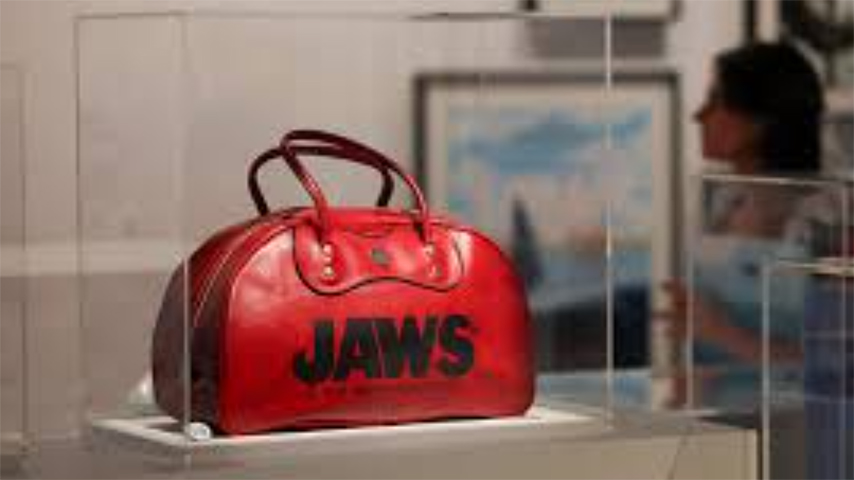Jaws နှင့် Star Wars ဇာတ်ဝင်ပစ္စည်းများ လေလံတင်ရောင်းချမည်