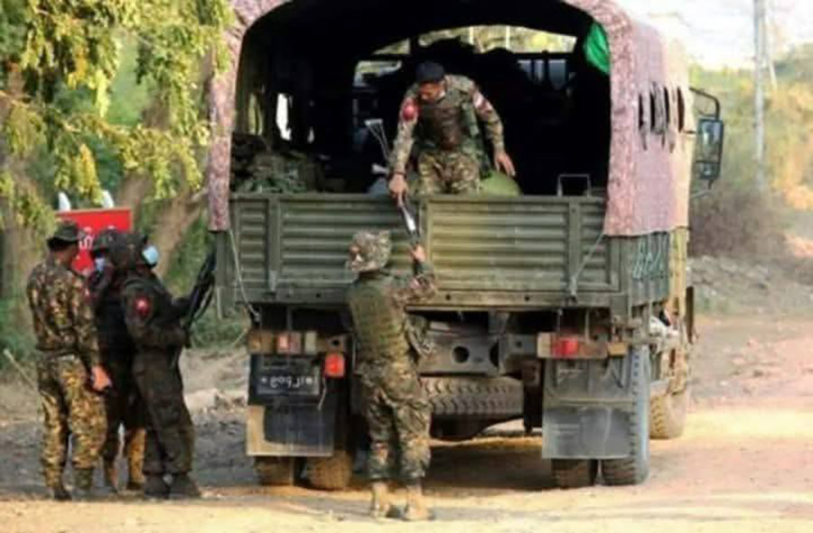 သာပေါင်းနှင့် ရေကြည်တို့တွင် စစ်သား ၂၃ ဦး ထွက်ပြေးပြီး ၅ ဦး ပြန်ဖမ်းမိ