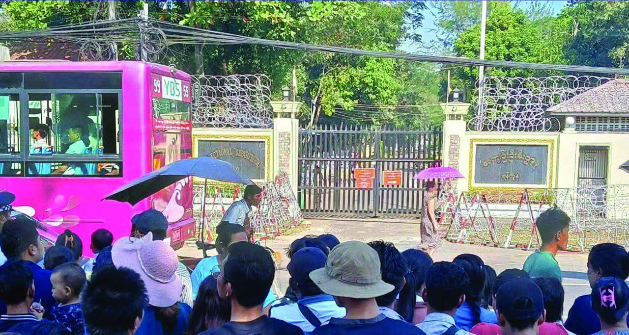 အကြမ်းဖက်မှုတိုက်ဖျက်ရေးဥပဒေဖြင့် ပြစ်ဒဏ်ချခံထားရသူ ၇,၃၀၀ ကျော်ကို လွတ်ငြိမ်းခွင့်ပေး