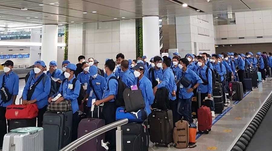 EPS စာမေးပွဲ အမှတ်ပေးစည်းမျဉ်းအသစ်ကြောင့် မြန်မာလုပ်သားများအတွက် စိန်ခေါ်မှုပိုများလာ