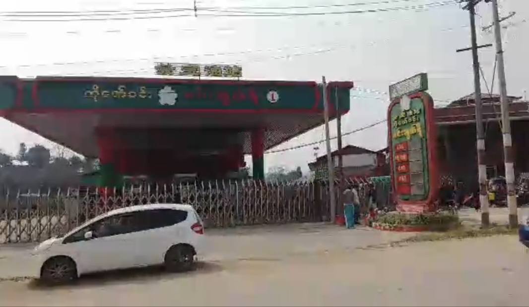 လားရှိုးတွင် တရုတ်လုပ်ငန်းရှင်များက ဆီထုတ်ရောင်းစားသဖြင့် ပြင်ပပေါက်ဈေး မြင့်တက်