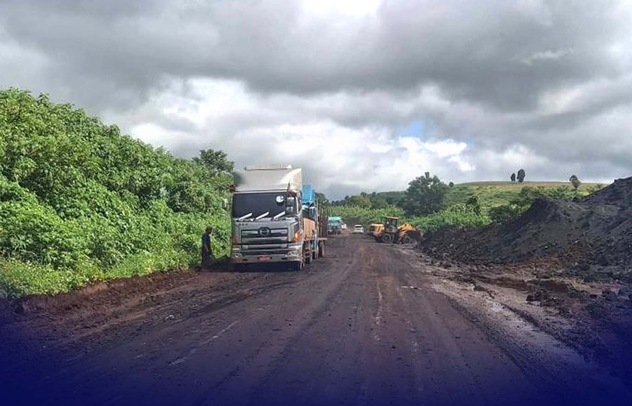 သီပေါတံတား ၄ လနီးပါး ပိတ်ထားသဖြင့် ခရီးသွားပြည်သူများ အခက်တွေ့ 