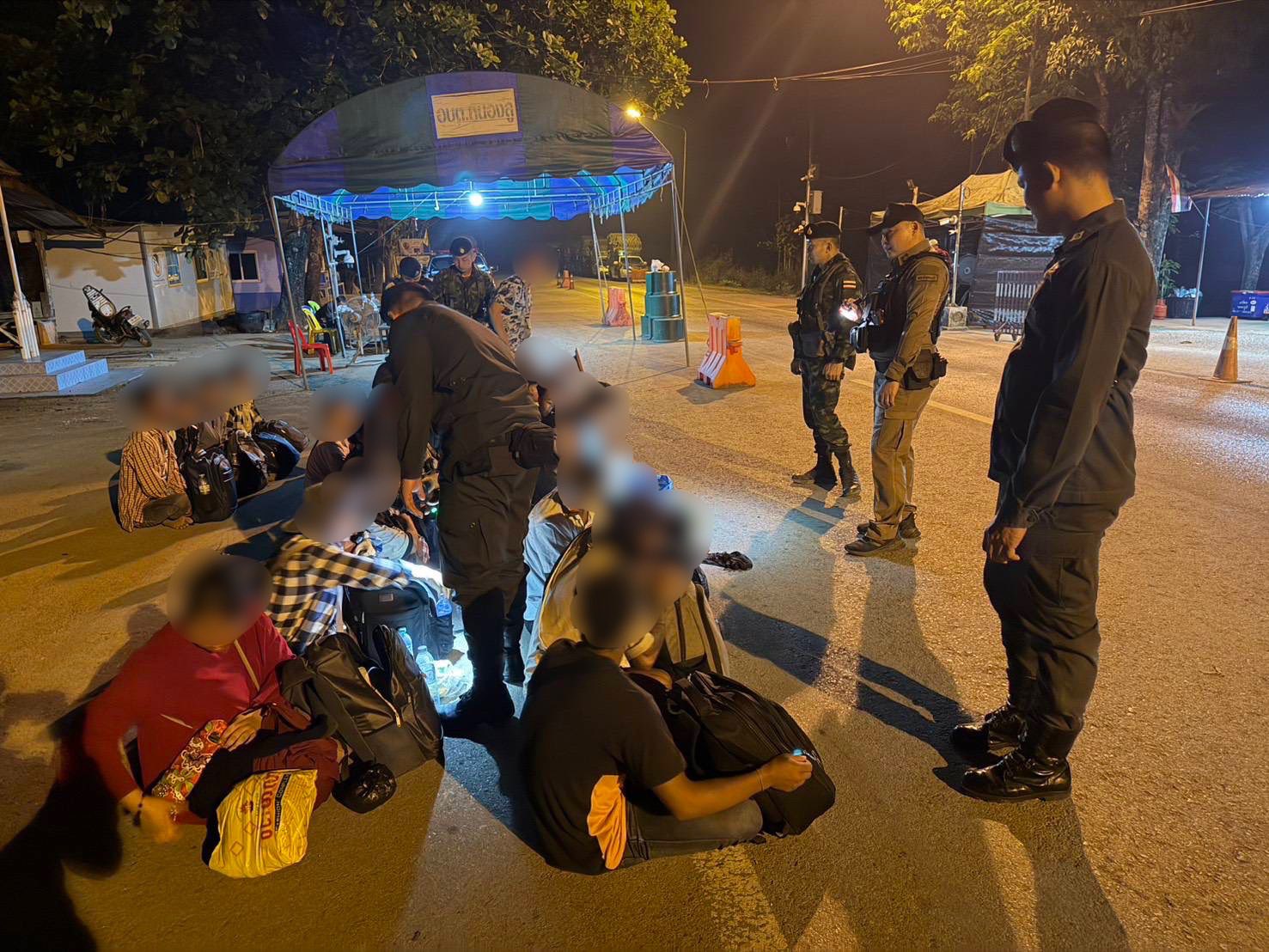 ကန်ကျနပူရီတွင် တညတည်း တရားမဝင်မြန်မာ ၄၅  ဦး ဖမ်းဆီးခံရ 