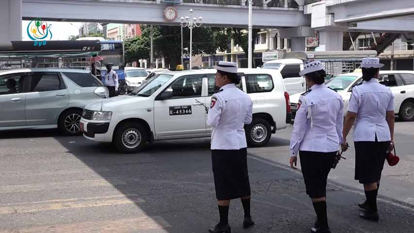 ရန်ကုန်တွင် စုံ/မ စနစ်ကြောင့် ယာဉ်ထိန်းရဲများအတွက် ဝင်ငွေလမ်းကြောင်းအသစ်ဖြစ်လာ