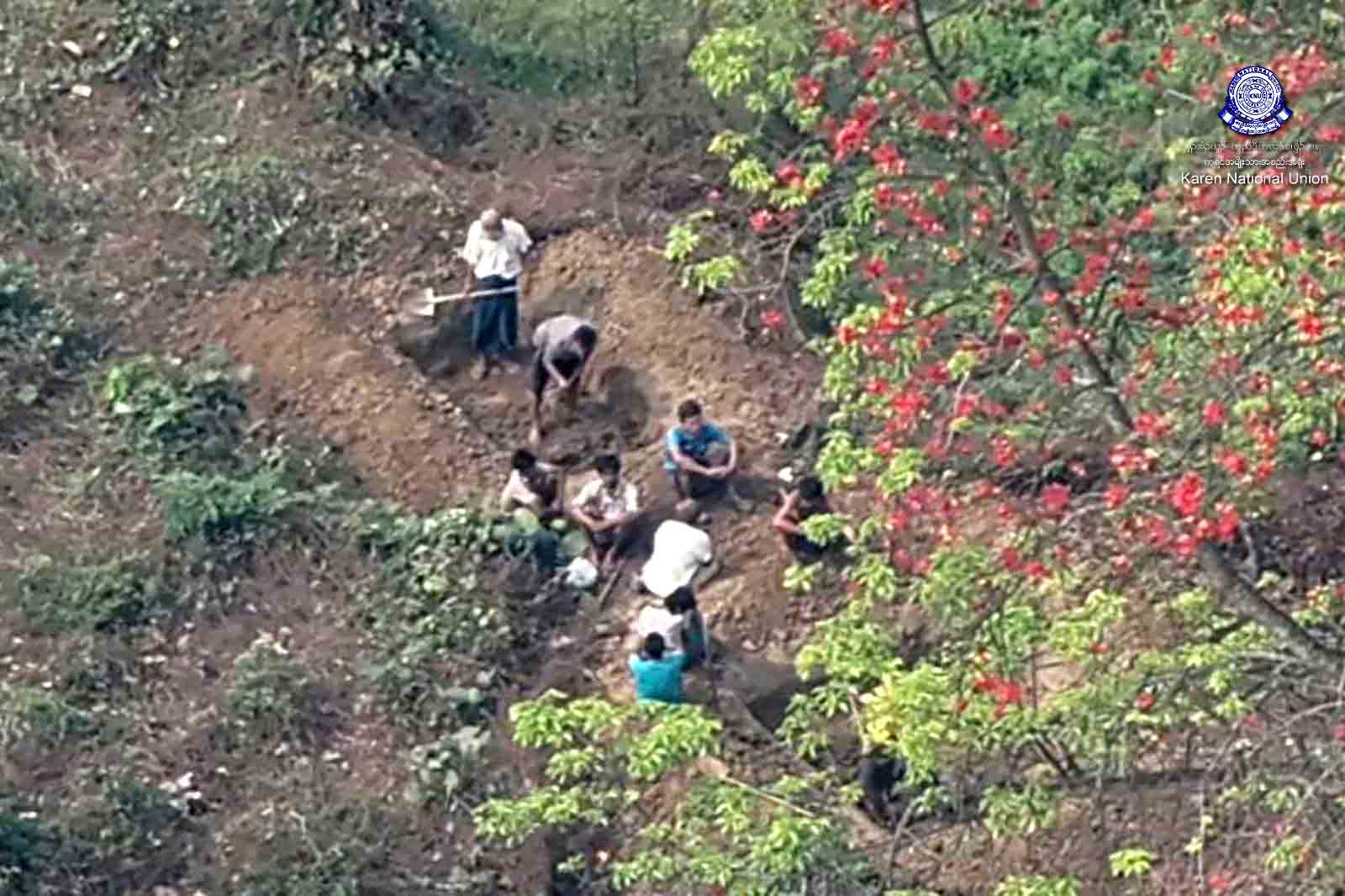 ပြန်လွတ်မြောက်လာသည့် ကျောက်ကြီးဒေသခံများ စိုးရိမ်ထိတ်လန့်နေ  