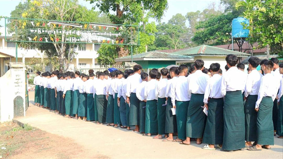 ဧရာဝတီတိုင်း မြို့နယ် ၄ ခု၌ တက္ကသိုလ်ဝင်တန်းစာမေးပွဲ ဖြေဆိုရန် ပျက်ကွက်သူ ၄၀၀ ကျော်ရှိ