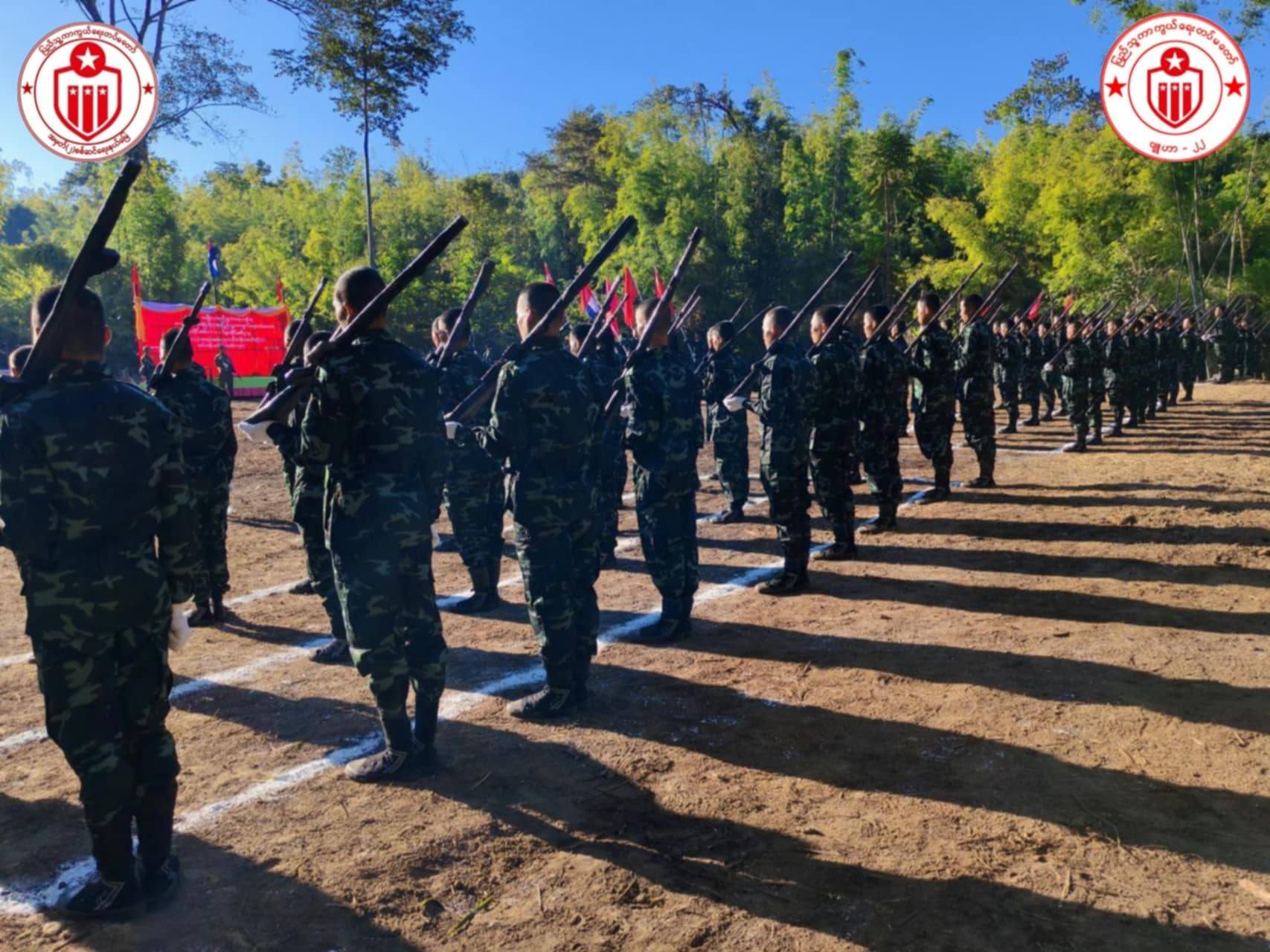 လက်ပံတန်းတွင် PDF တပ်ရင်းမှူး ၁ ဦး လက်နက်ခဲယမ်းနှင့်အတူ ဖမ်းဆီးခံရ