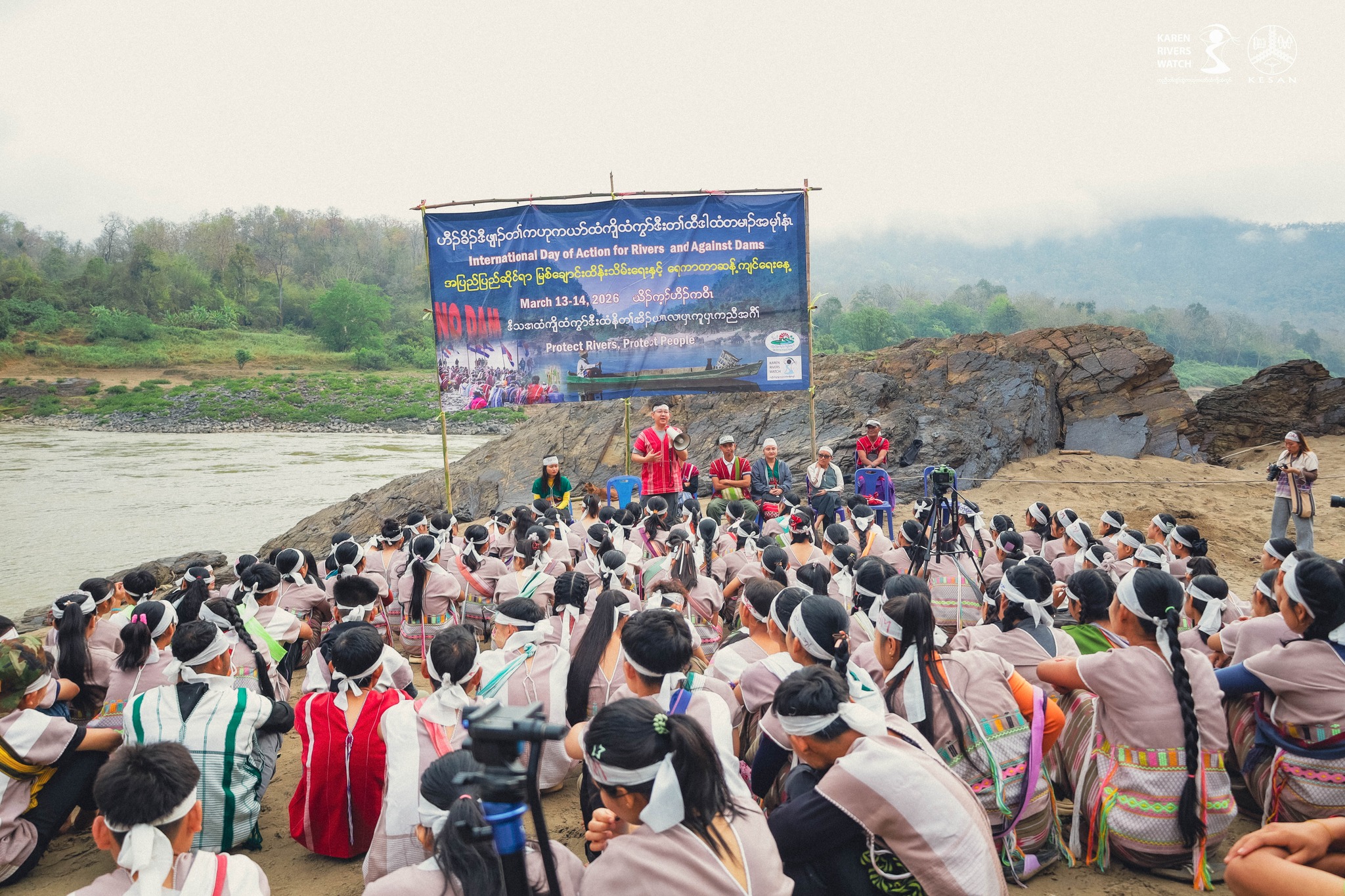 မြစ်ချောင်းများ လွတ်လပ်စွာ စီးဆင်းနိုင်ရေး ဖျက်ဆီးနေသူများကို ရပ်တန့်ရန် တောင်းဆို