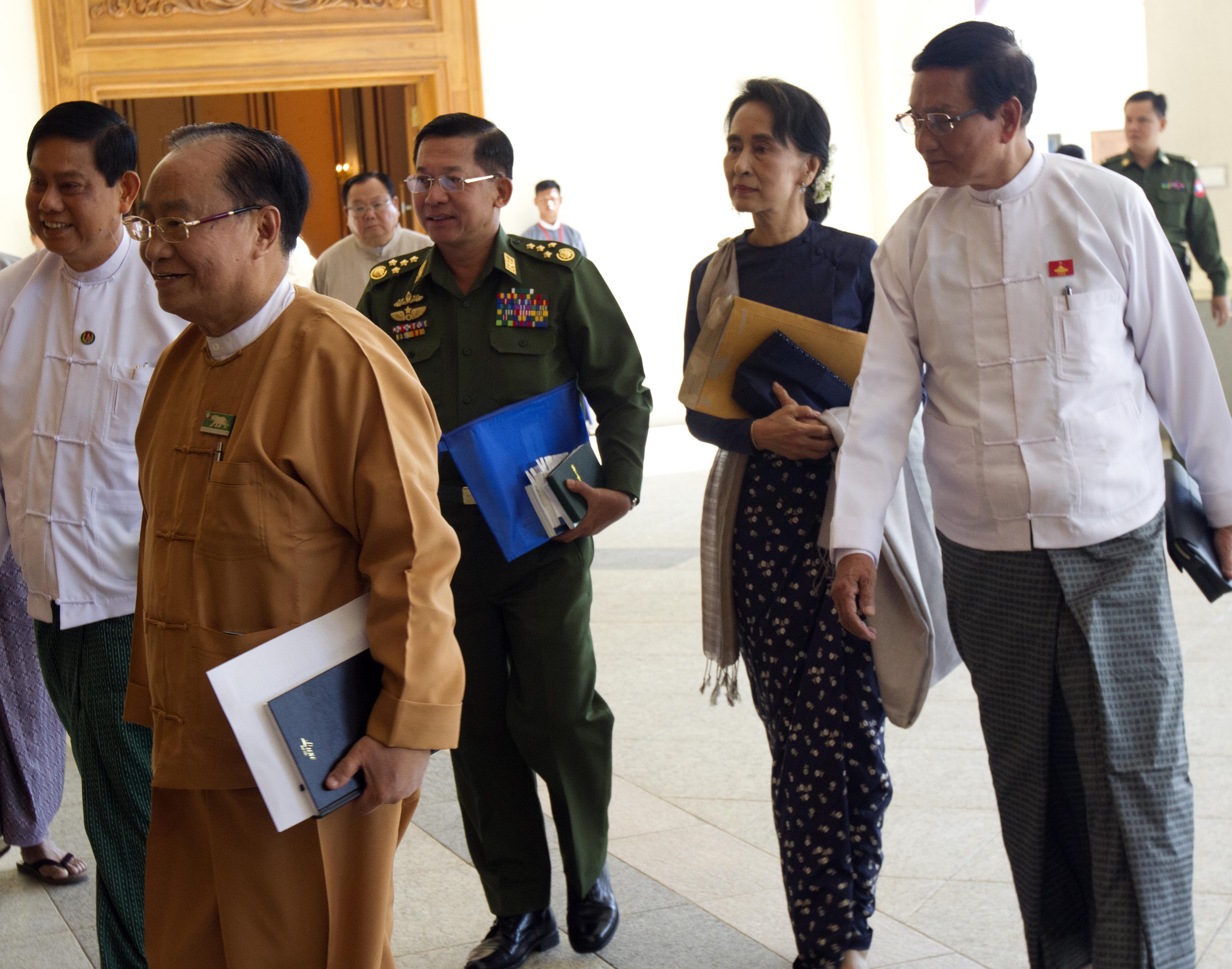 ဒုတိယအႀကိမ္ သမၼတႏွင့္ ႏိုင္ငံေရးအင္အားစုမ်ား ေဆြးေႏြး