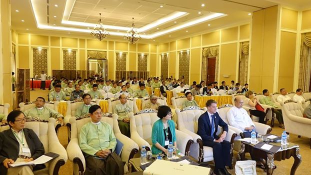 ျမန္မာ-တ႐ုတ္ သစ္ကုန္သြယ္မႈဆုိင္ရာ ႏွီးေႏွာဖလွယ္ပြဲ က်င္းပ (ဓာတ္ပုံ)