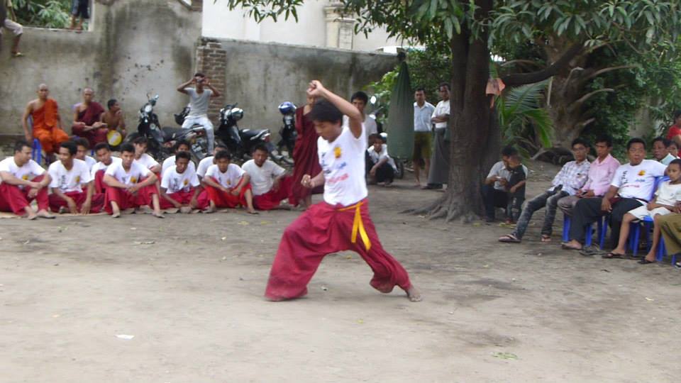 ေပ်ာက္ကြယ္လု သုိင္းေျပာင္းျပန္ပညာ ထိန္းသိမ္းႏုိင္ေရး အခမဲ့သင္ၾကား