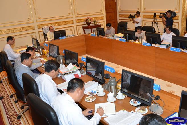 ဘတ္ဂ်က္ေရးဆြဲရာတြင္ အက်ပ္အတည္းျဖင့္ ရင္ဆိုင္ခဲ့ရဟု သမၼတေျပာၾကား