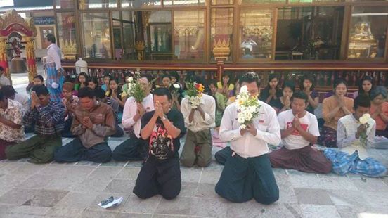 ကခ်င္ဆရာမ ၂ ဦးအတြက္ ဆုေတာင္းပြဲ ျပည္နယ္ႏွင့္တုိင္းတုိ႔တြင္ တၿပိဳင္တည္းျပဳလုပ္