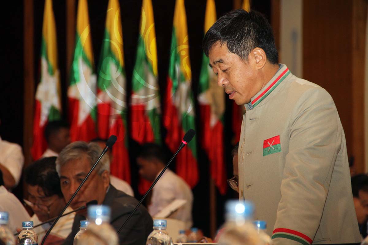 ျပည္ေထာင္စုေန႔ အပစ္ရပ္လက္မွတ္ထုိးေရး မျဖစ္ႏုိင္ဟု ဗိုလ္ခ်ဳပ္ဂြန္ေမာ္ေျပာ