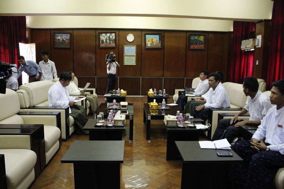 ပညာေရးဥပေဒျပင္ဆင္ေရး ေဆြးေႏြးပြဲအတြက္ ညိႇႏိႈင္း