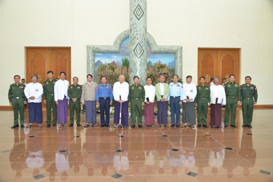 ဦးဖုန္ၾကားရွင္ ေလာက္ကိုင္ အာဏာသိမ္းမႈ လက္မခံဟု ကာခ်ဳပ္ေျပာ